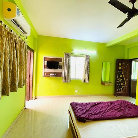 Hotel Falcon House ! Puri - Shriyash Group Exterior photo